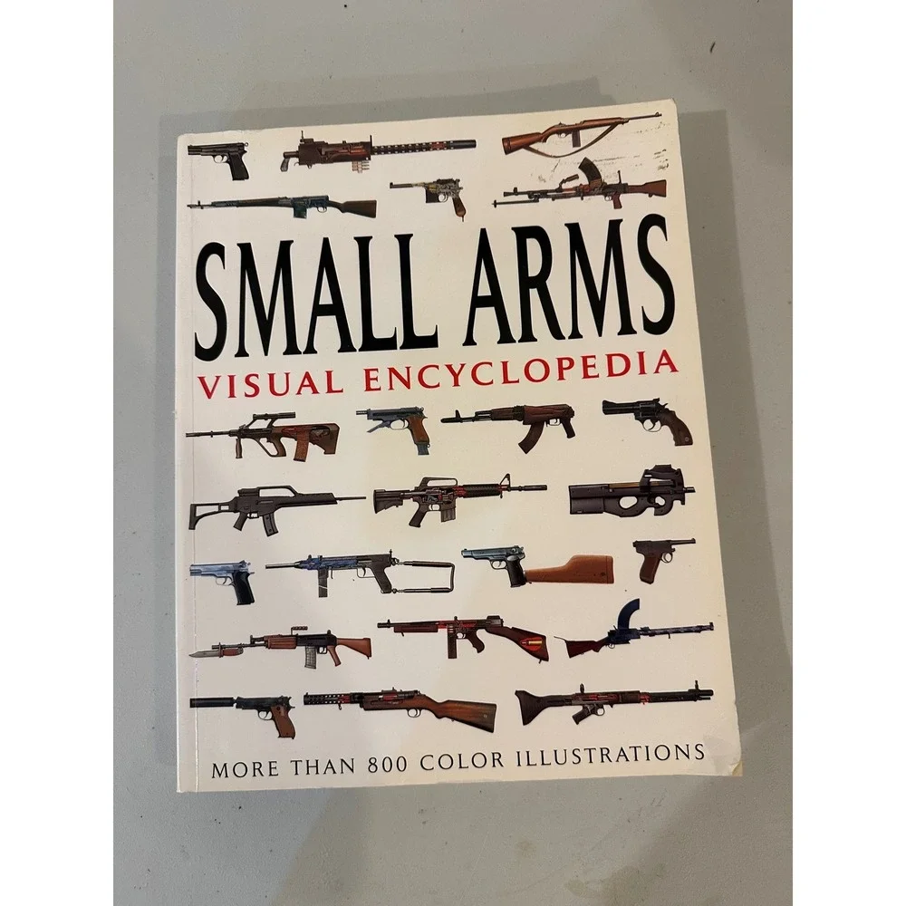 Small Arms Visual Encyclopedia 800+ Illustrations Amber Books Paperback